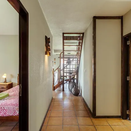 度假居 Aroeira Pool House By Lisbon-coast Vacation 沙尔内卡